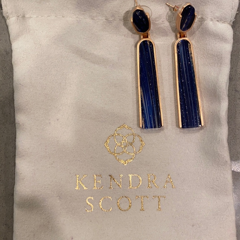 Kendra Scott rose gold & navy earrings